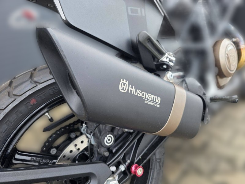 2019 Husqvarna Svartpilen 701 - 1 209 km - Náhled 9