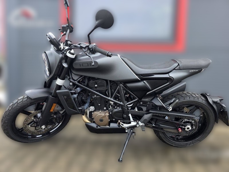 2019 Husqvarna Svartpilen 701 - 1 209 km - Náhled 11