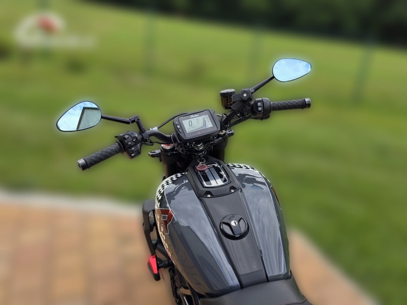 2022 Indian FTR - 17 000 km - Náhled 8