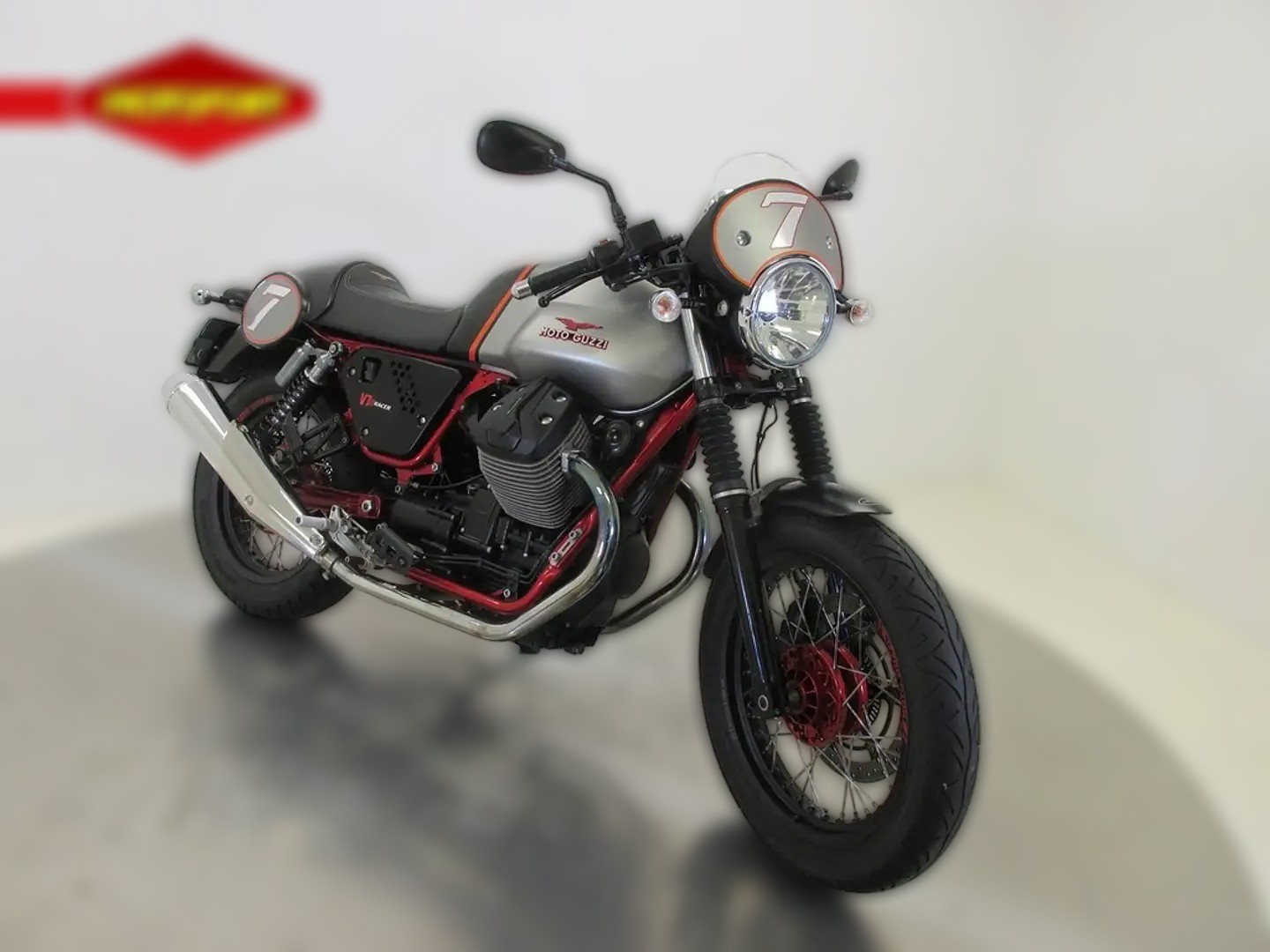 2018 Moto Guzzi V7 - 27 939 km - Náhled 2