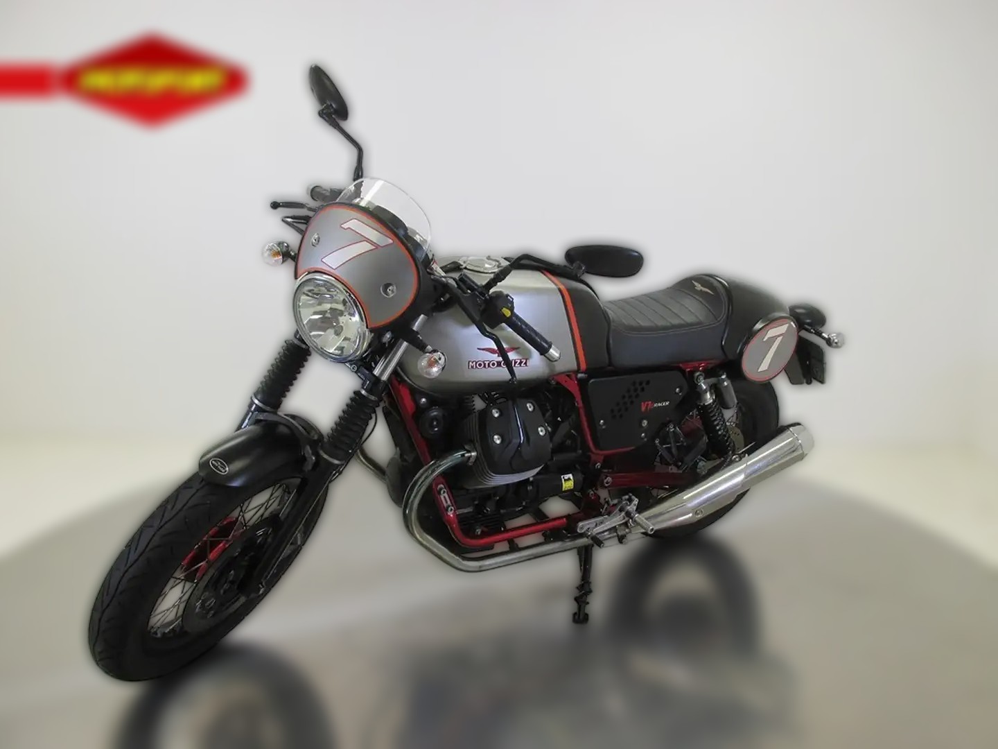 2018 Moto Guzzi V7 - 27 939 km - Náhled 6