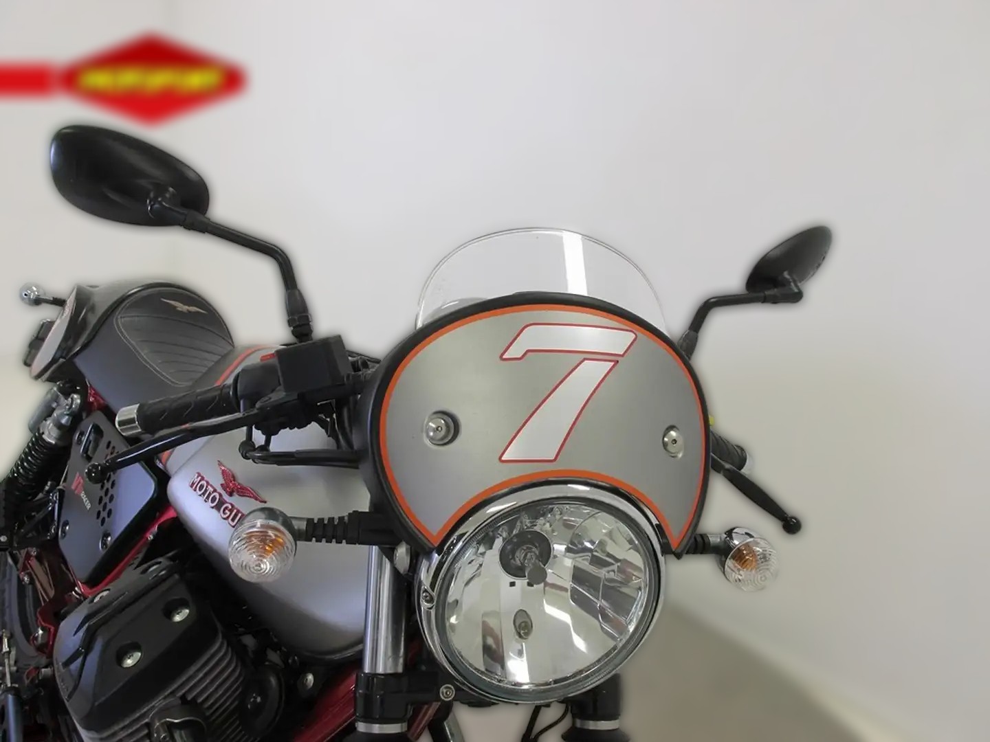 2018 Moto Guzzi V7 - 27 939 km - Náhled 15