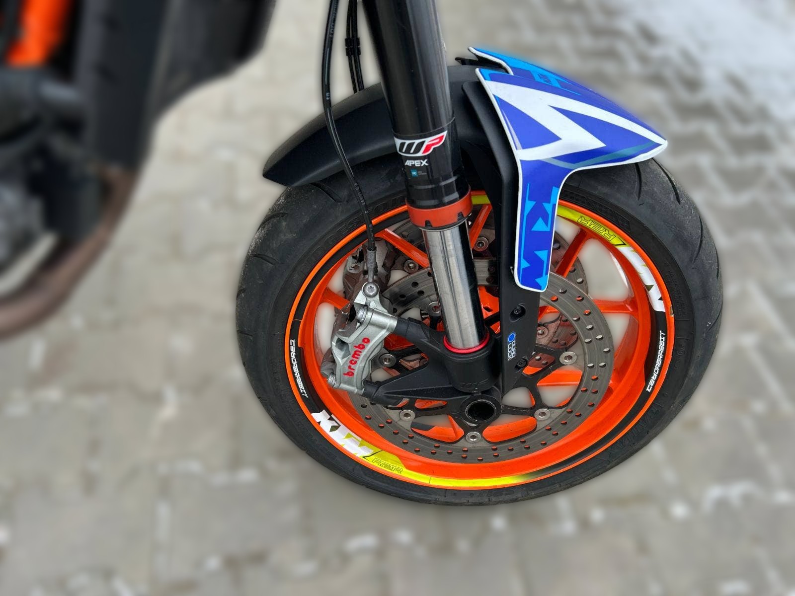 2021 KTM 890 Duke - 32 000 km - Náhled 3