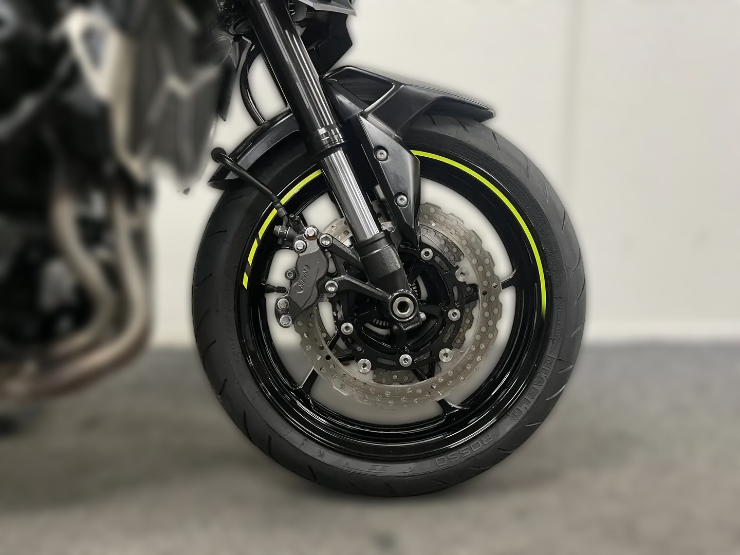 2021 Kawasaki Z900 - 19 730 km - Náhled 6