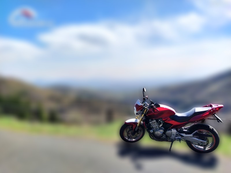 2025 Honda CB 600 F Hornet - 43 500 km - Náhled 3