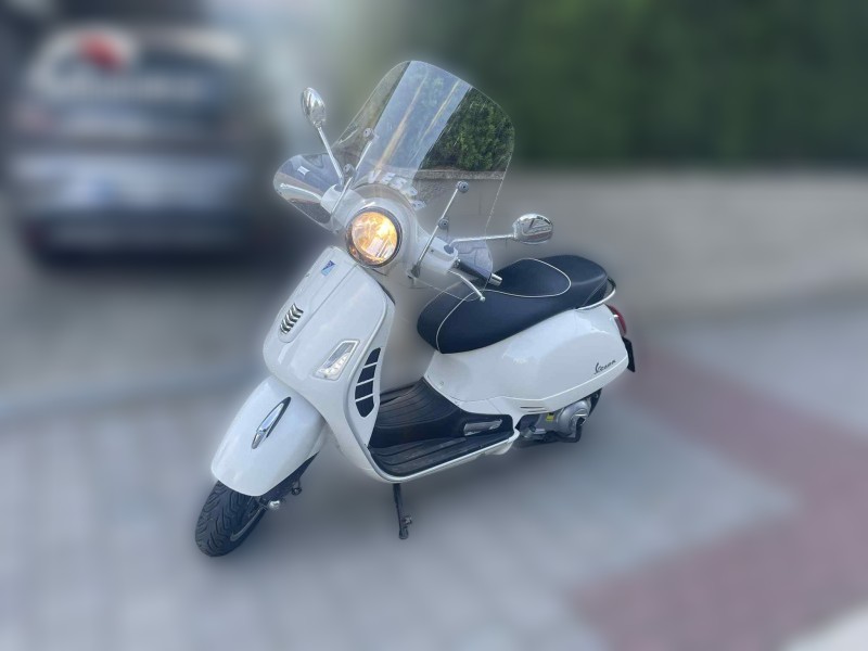 2015 Piaggio Vespa GTS - 25 000 km - Náhled 4