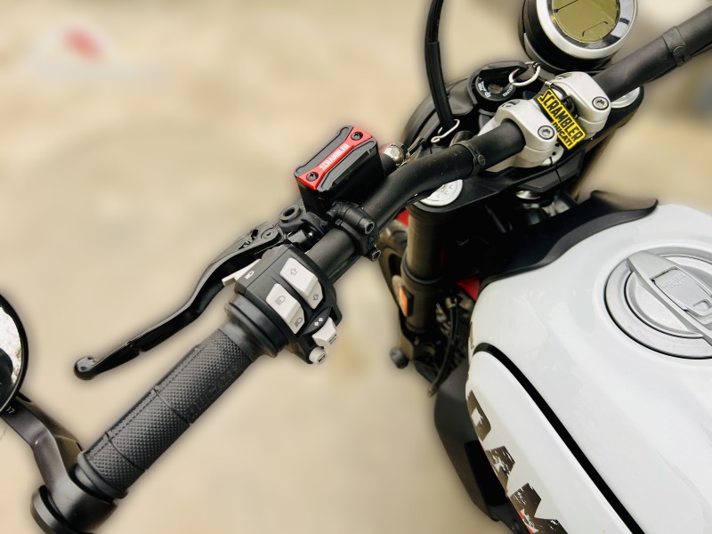 2026 Ducati Scrambler - 10 000 km - Náhled 4