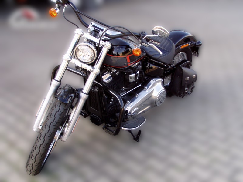 2021 Harley-Davidson Harley-Davidson Softail - 8 000 km - Náhled 2