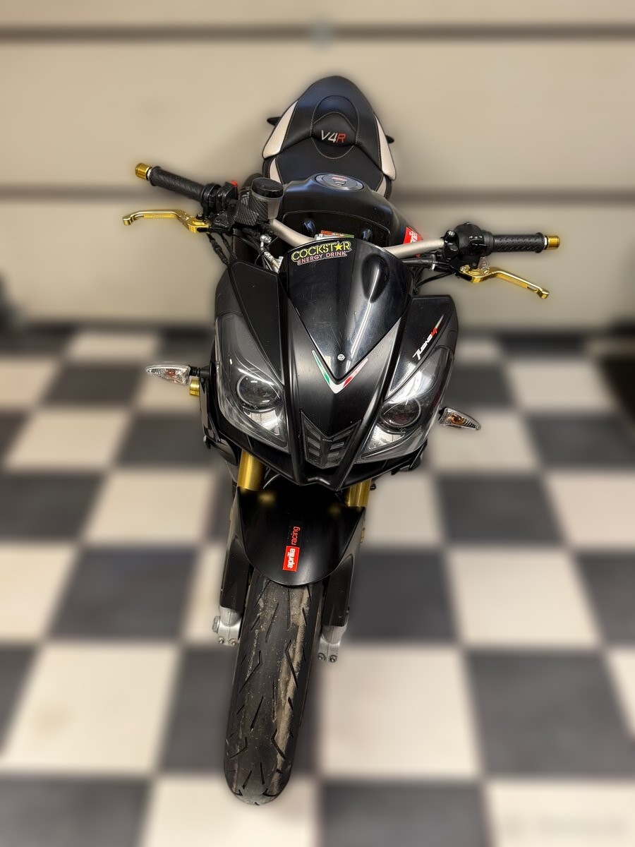 2011 Aprilia Tuono V4 - 34 000 km - Náhled 3