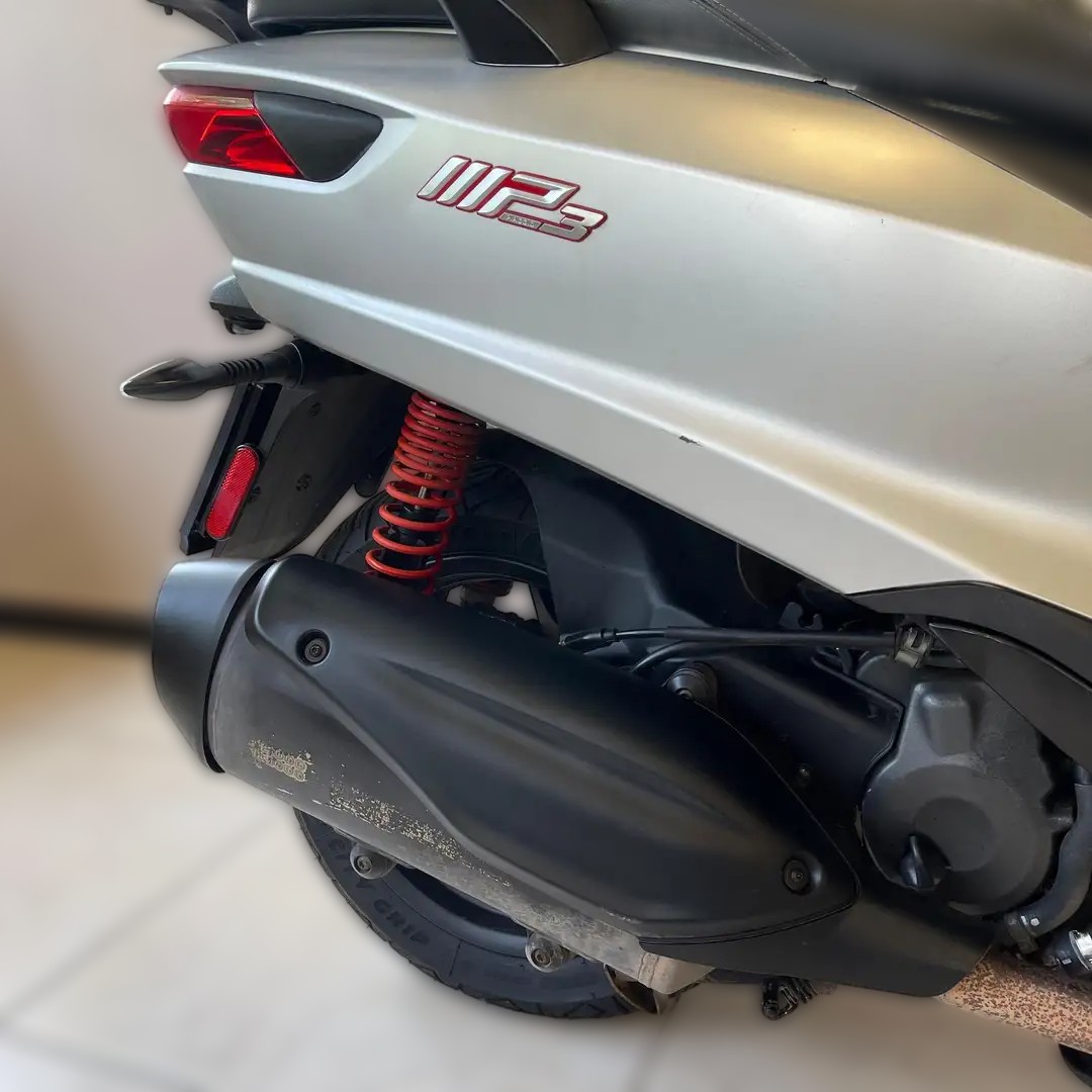 2021 Piaggio MP3 - 21 373 km - Náhled 6