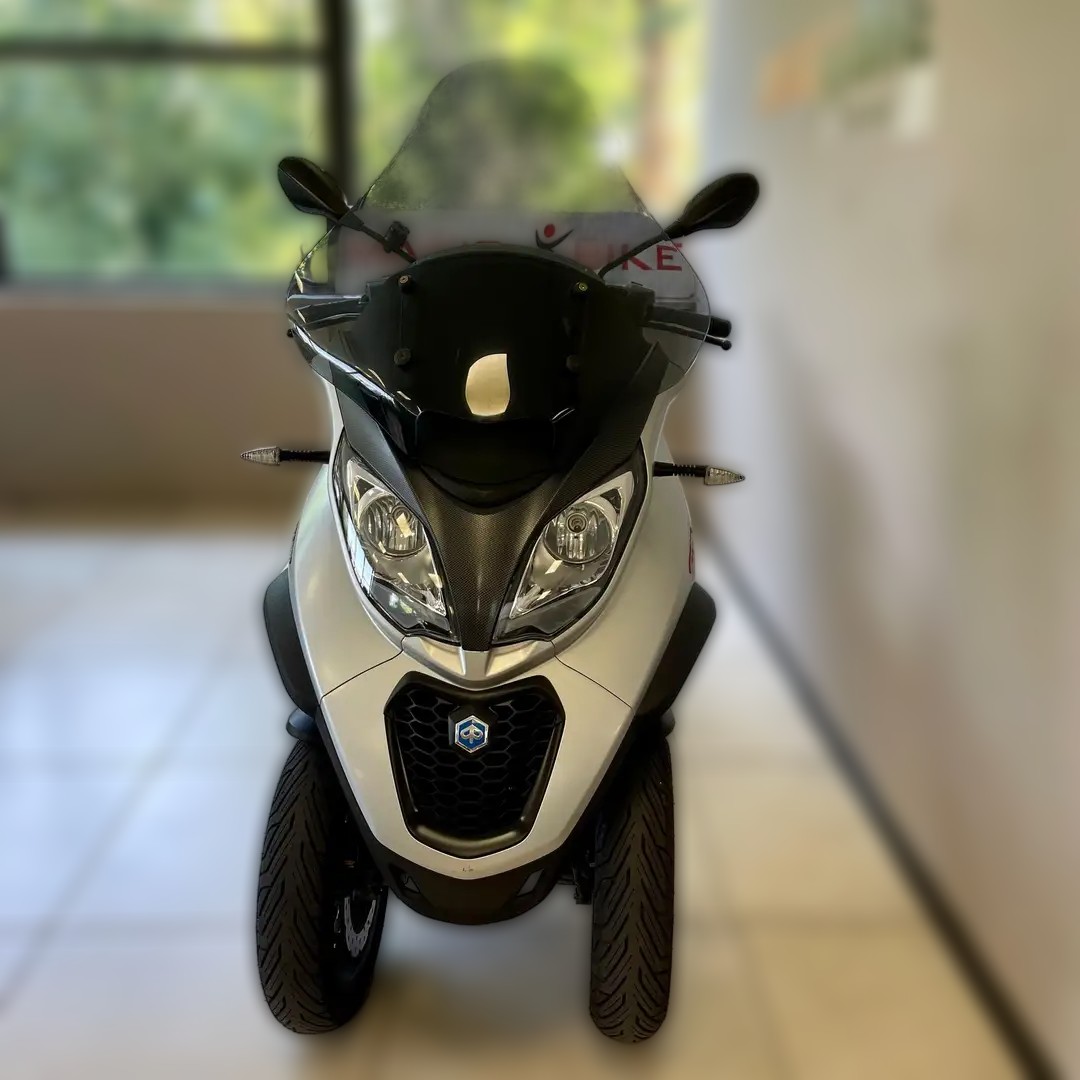 2021 Piaggio MP3 - 21 373 km - Náhled 14
