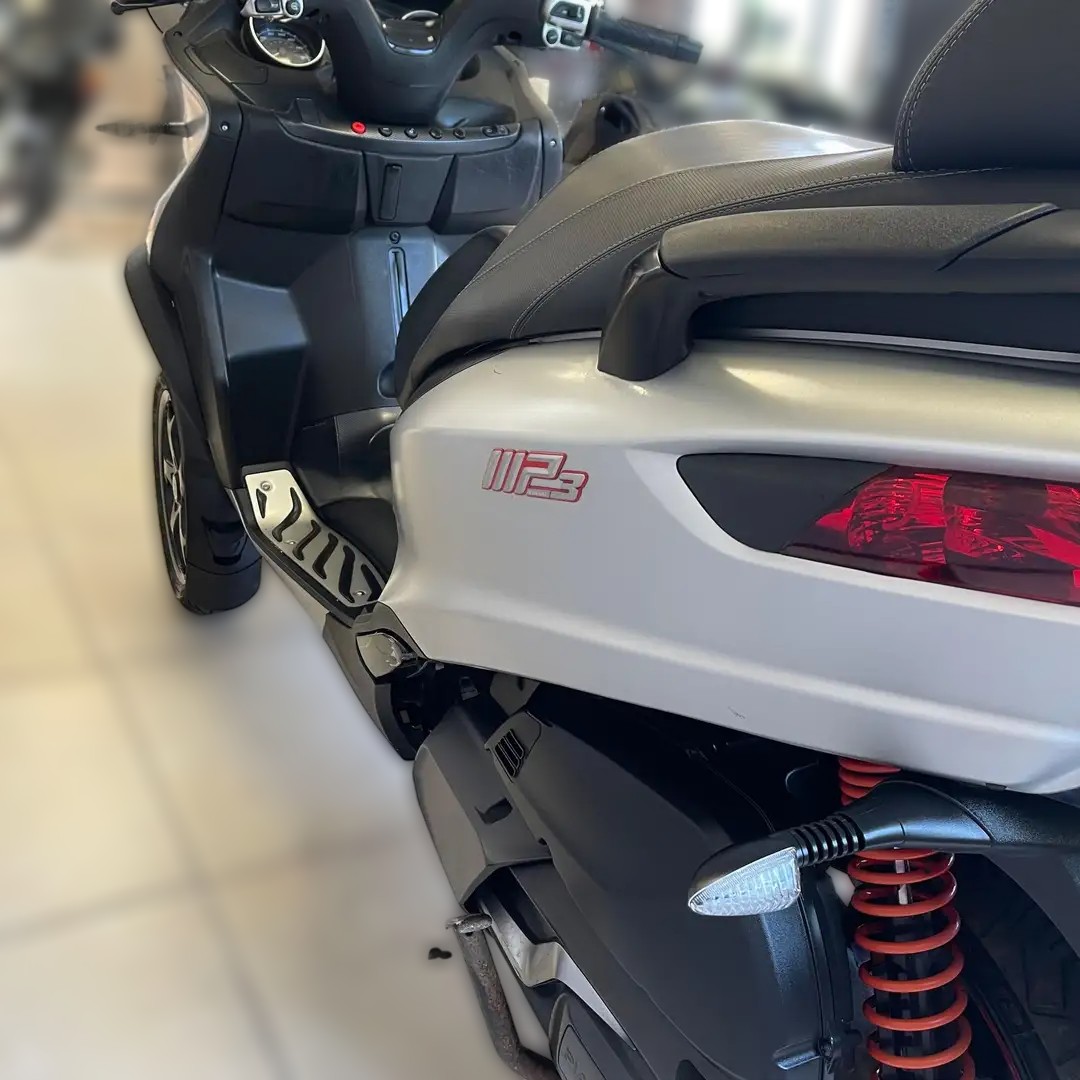 2021 Piaggio MP3 - 21 373 km - Náhled 20