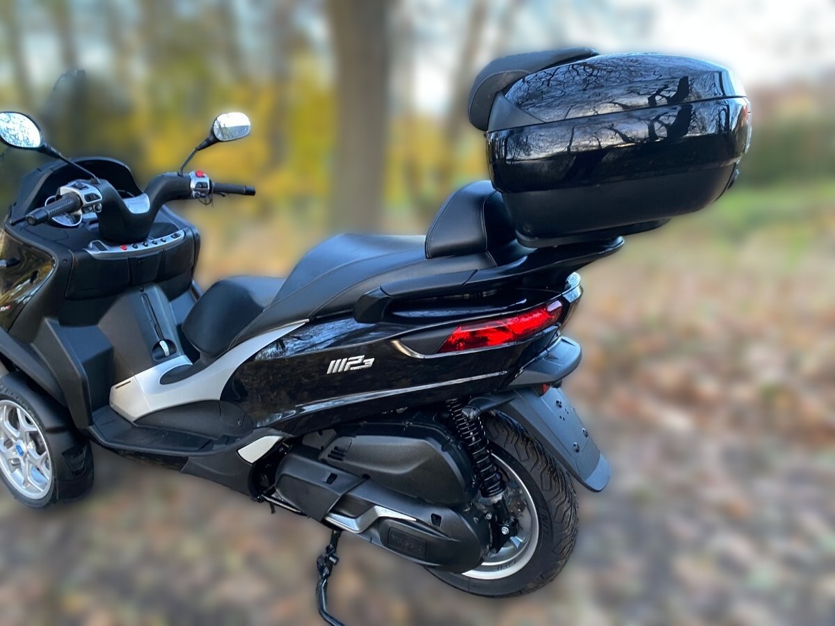 2021 Piaggio MP3 - 15 400 km