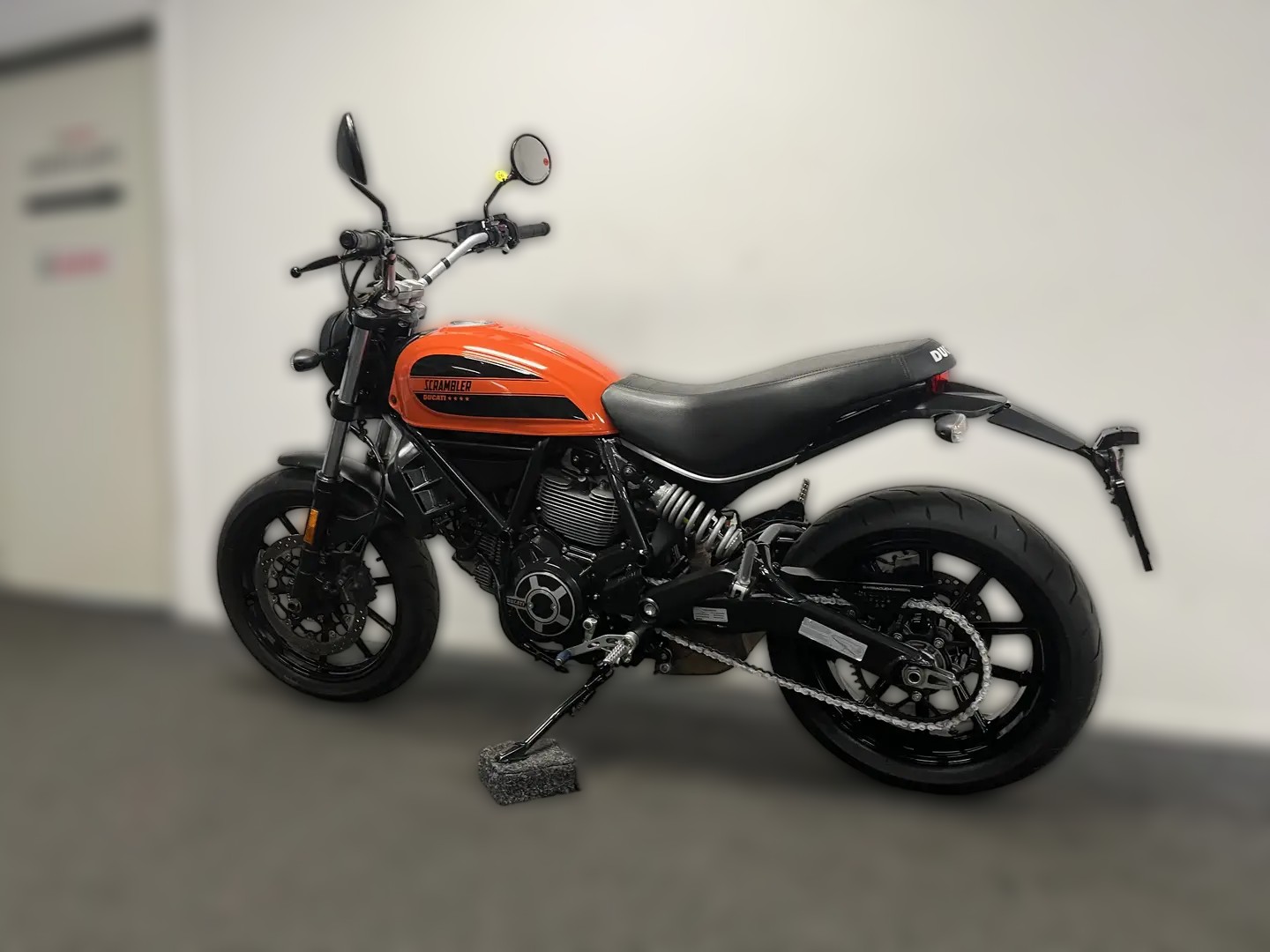 2016 Ducati Scrambler - 23 900 km - Náhled 5