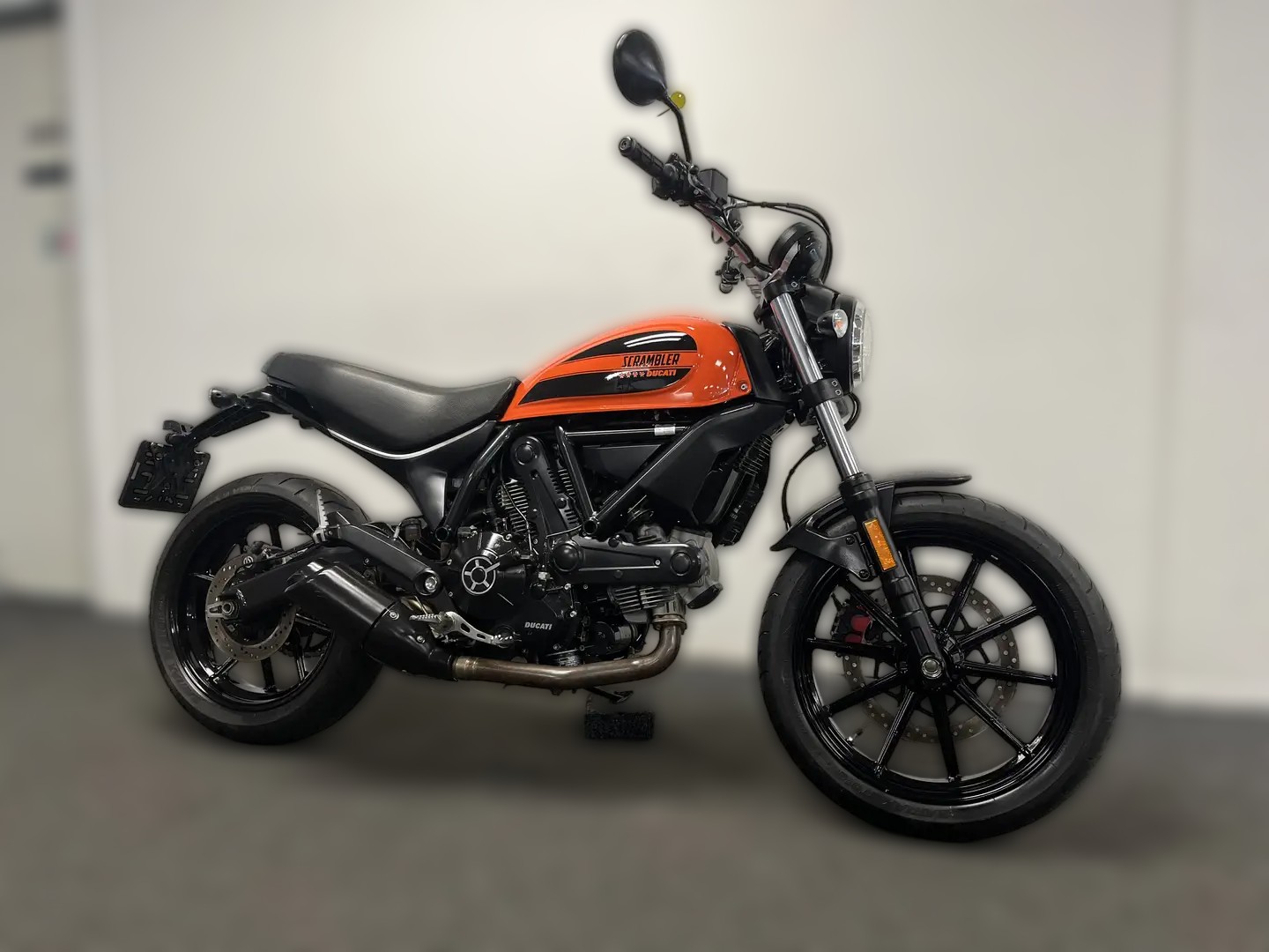 2016 Ducati Scrambler - 23 900 km - Náhled 15