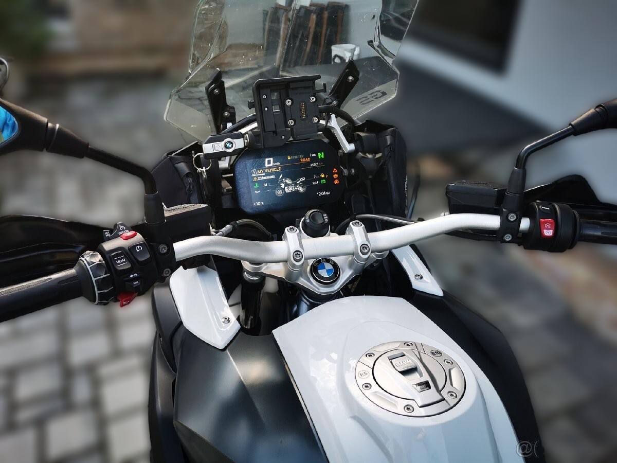 2021 BMW R 1250 GS - 25 300 km - Náhled 4