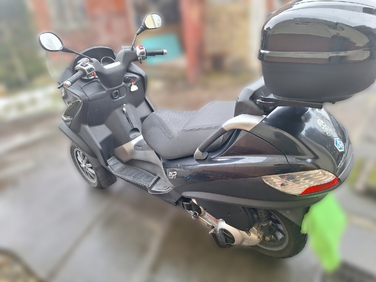 2007 Piaggio MP3 - 32 000 km - Náhled 3