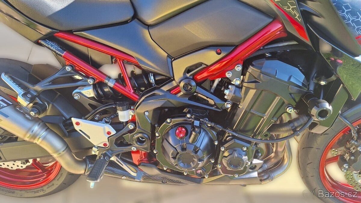 2021 Kawasaki Z900 - 5 200 km - Náhled 9