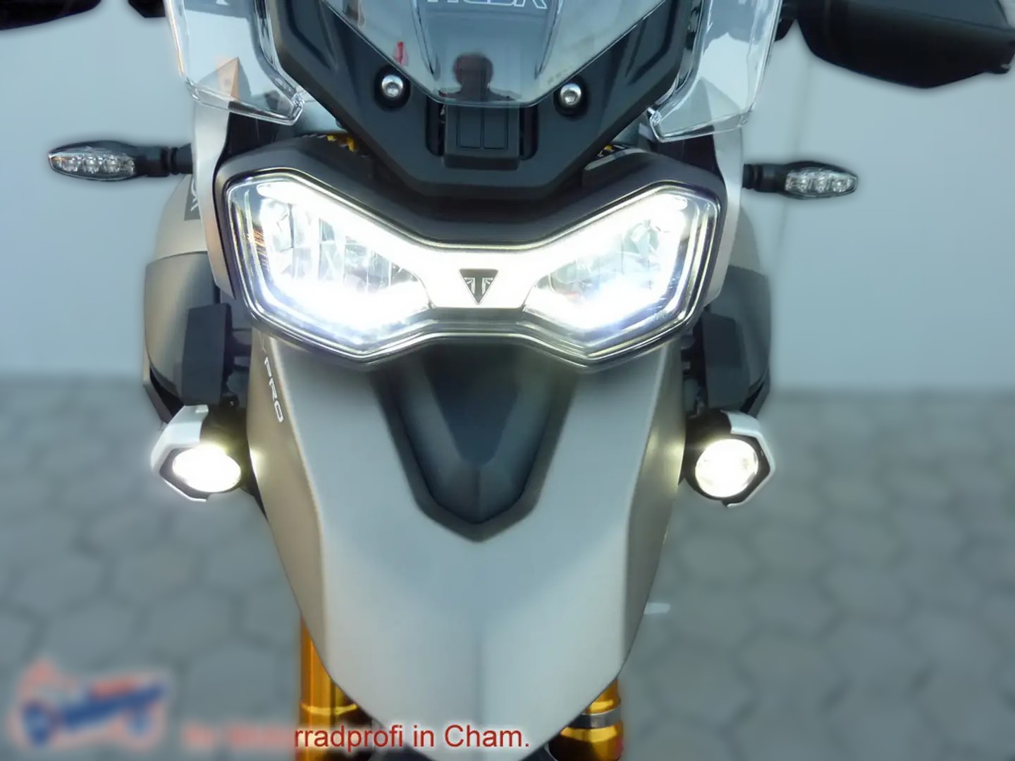 2023 Triumph Tiger 900 - 0 km - Náhled 24