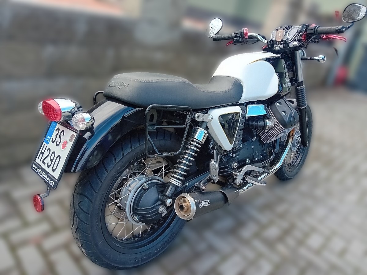 2014 Moto Guzzi V7 - 16 000 km - Náhled 2