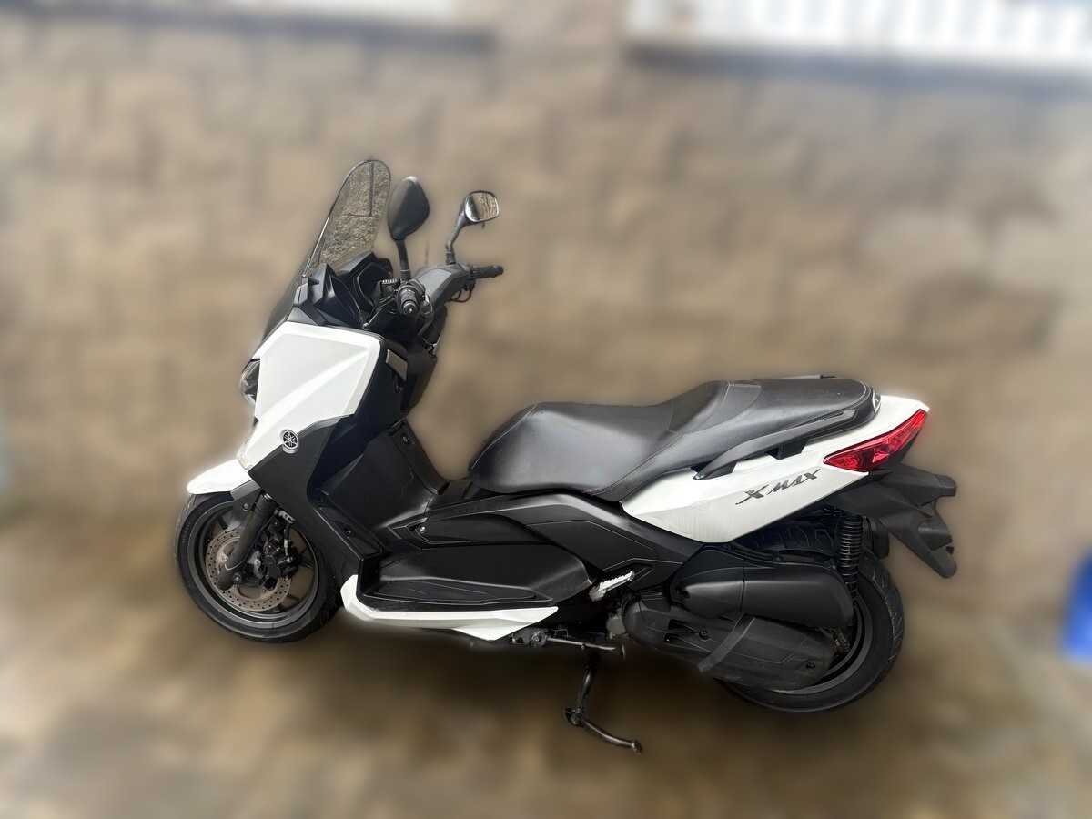2015 Yamaha Majesty 125 - 27 000 km - Náhled 13