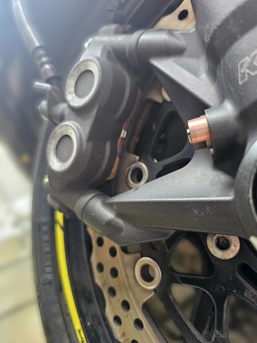 2009 Kawasaki Ninja ZX-10R - 50 000 km - Náhled 4