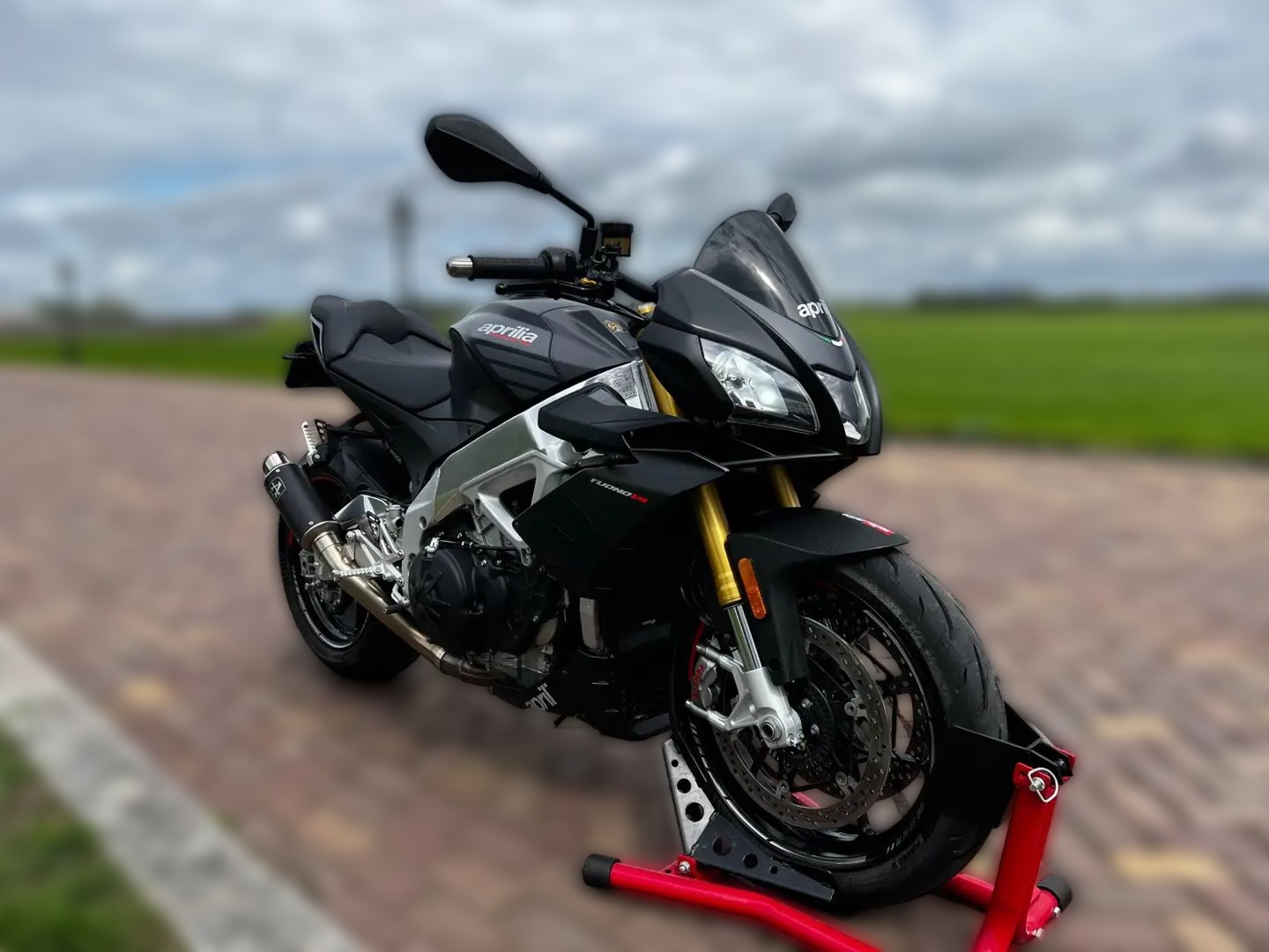 2020 Aprilia Tuono V4 - 17 331 km - Náhled 14
