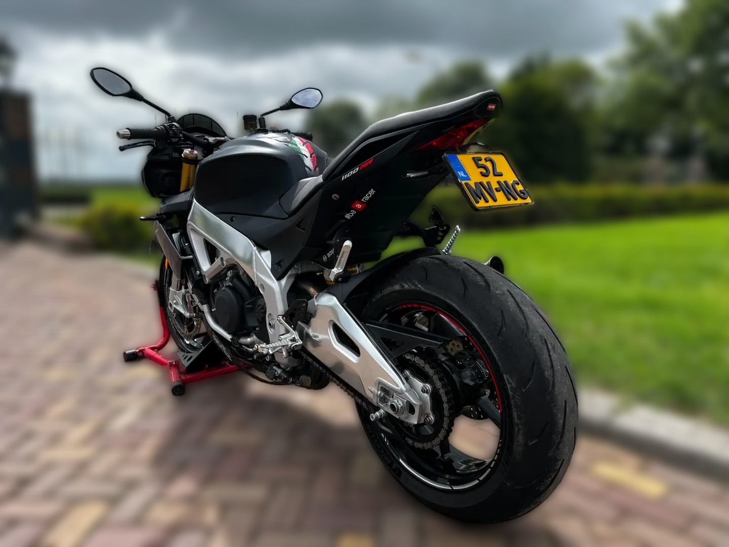2020 Aprilia Tuono V4 - 17 331 km - Náhled 17