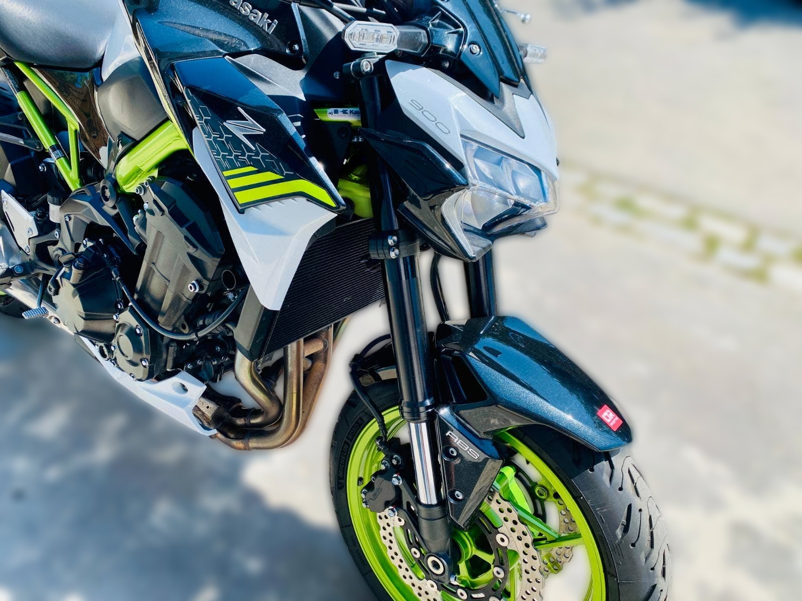 2023 Kawasaki Z900 - 31 000 km - Náhled 16