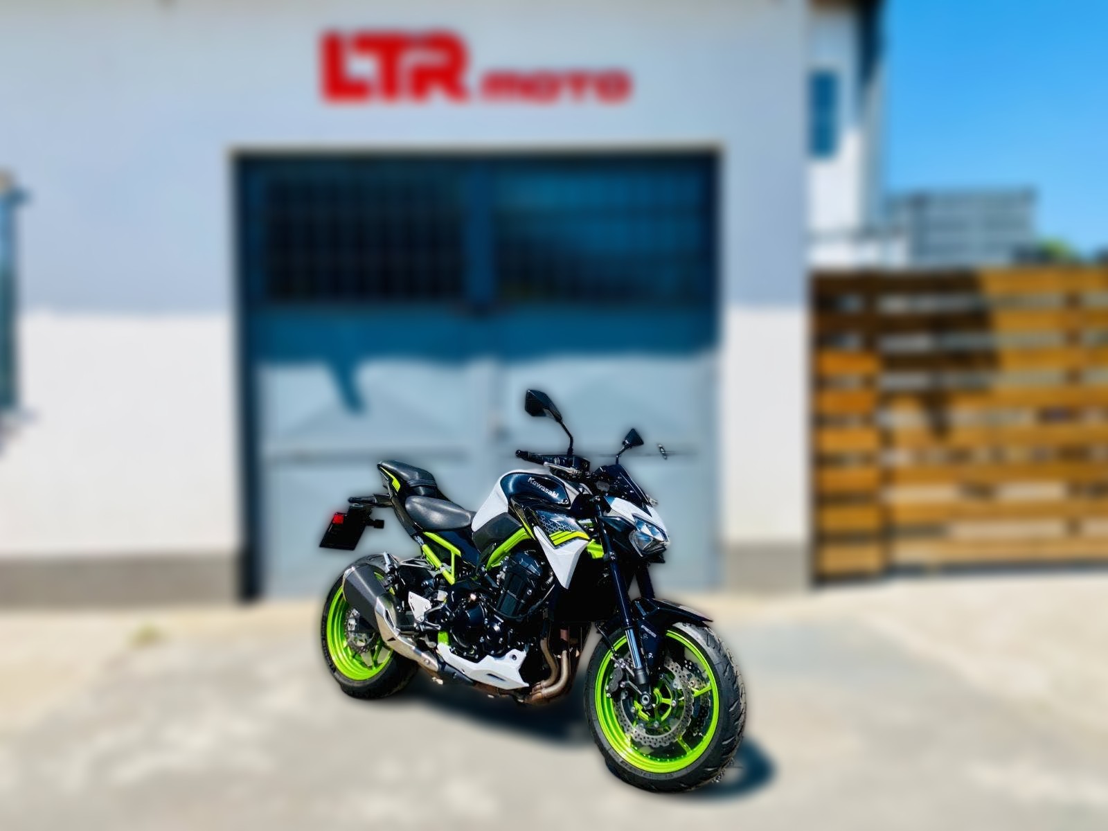 2023 Kawasaki Z900 - 31 000 km - Náhled 21