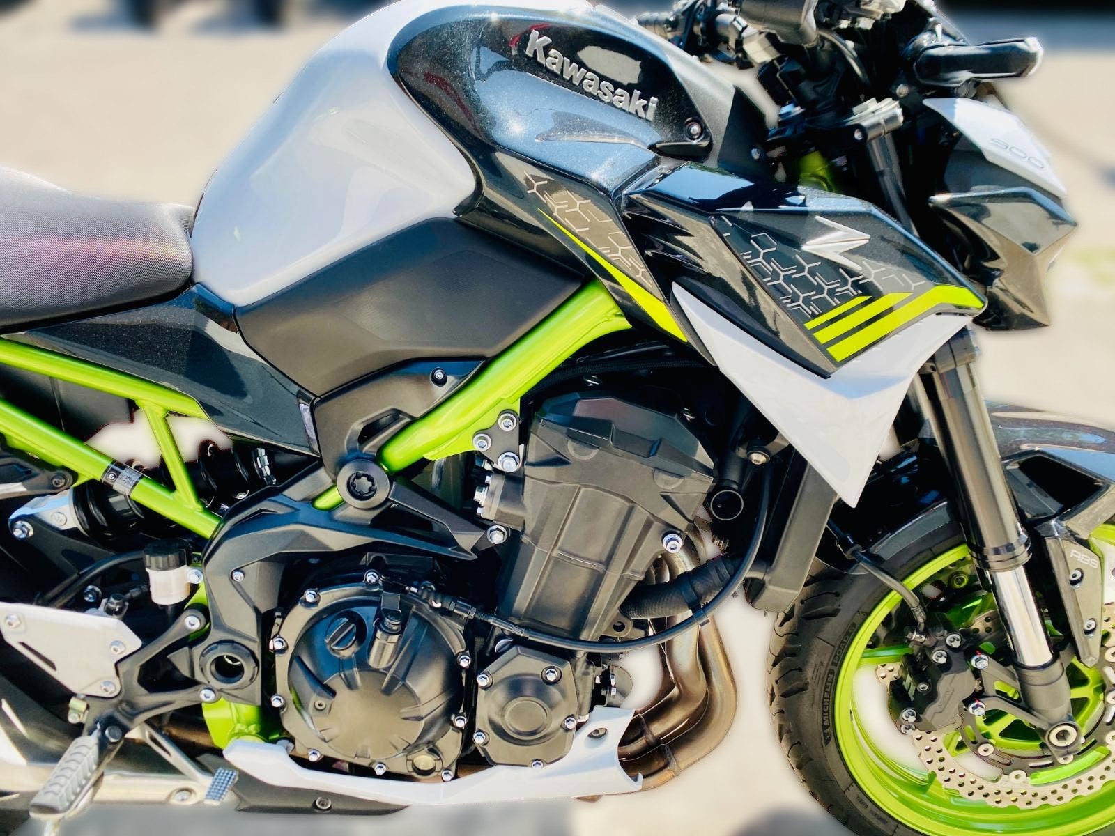 2023 Kawasaki Z900 - 31 000 km - Náhled 30