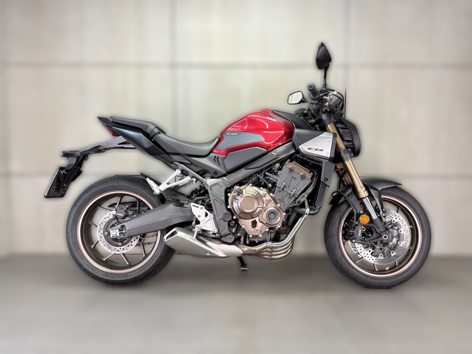 2024 Honda CB 650R - 3 360 km - Fotka 1
