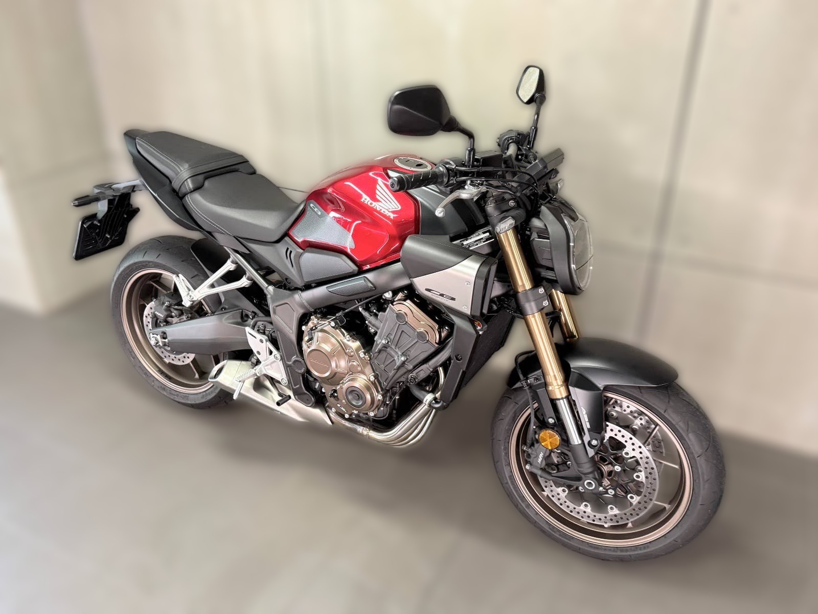 2024 Honda CB 650R - 3 360 km - Náhled 15