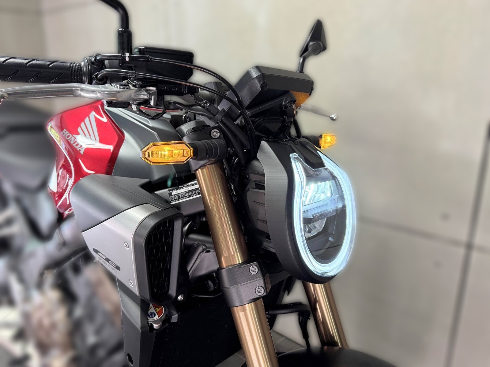 2024 Honda CB 650R - 3 360 km - Náhled 17