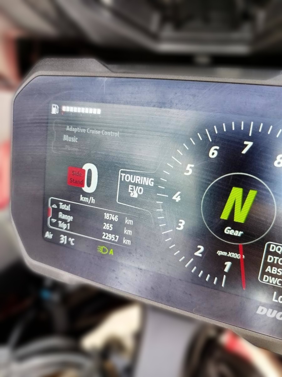 2023 Ducati Multistrada V4 - 18 746 km - Náhled 12