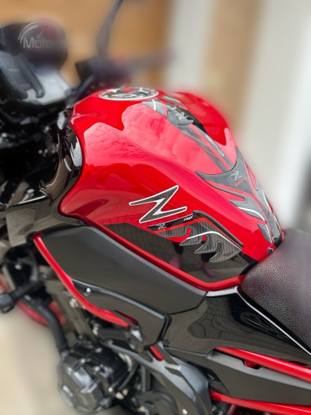2024 Kawasaki Z900 - 6 600 km - Náhled 12