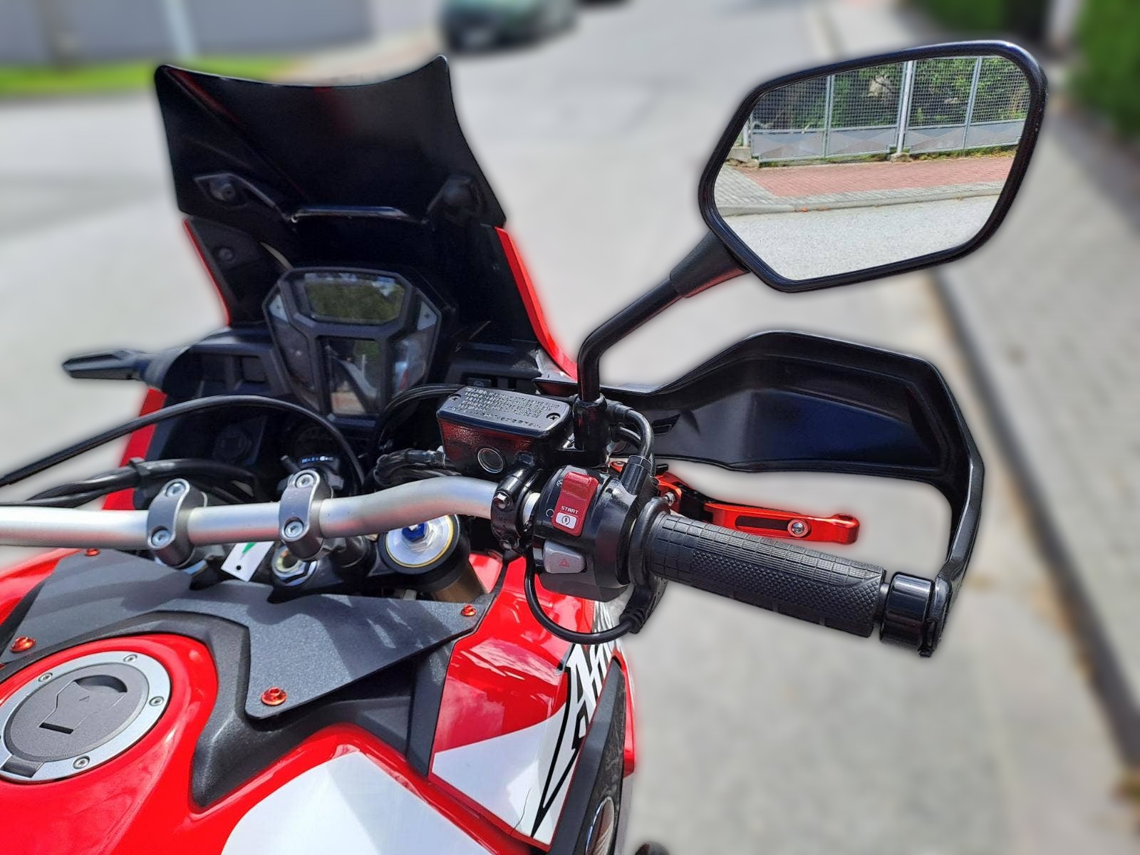2016 Honda CRF 1000 L Africa Twin - 55 000 km - Náhled 6