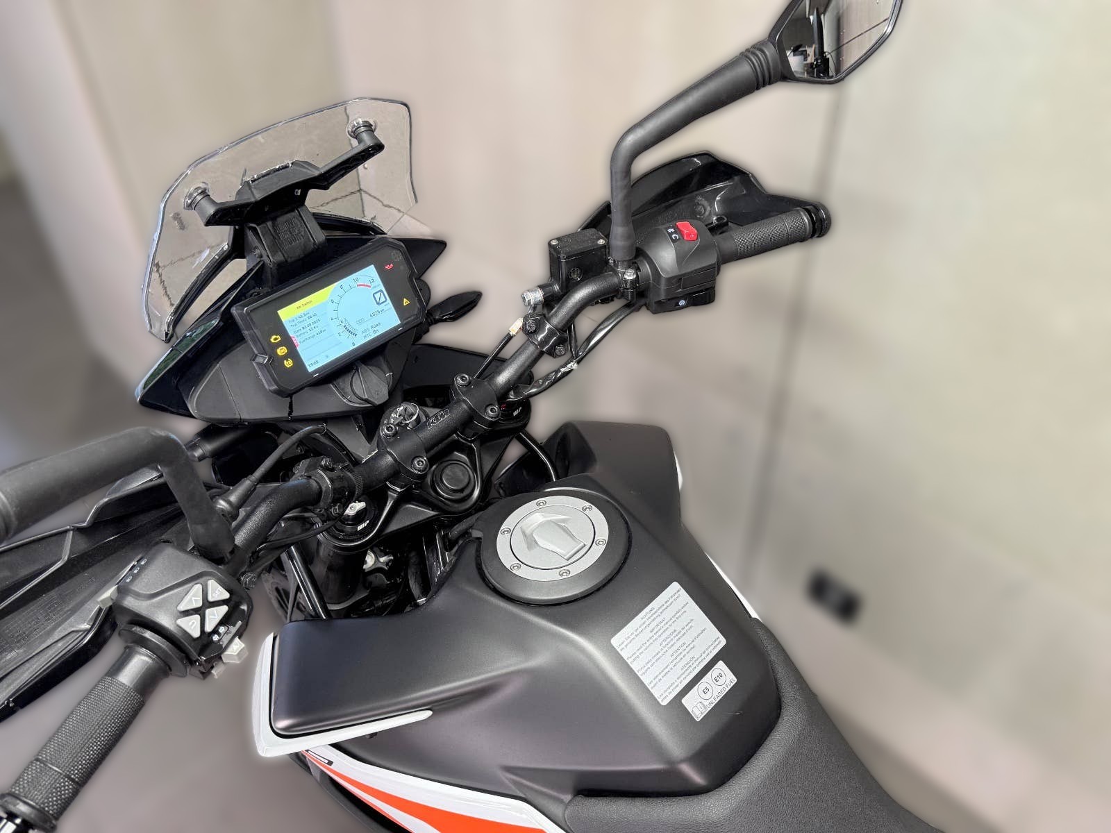 2021 KTM 390 Adventure - 4 525 km - Náhled 16