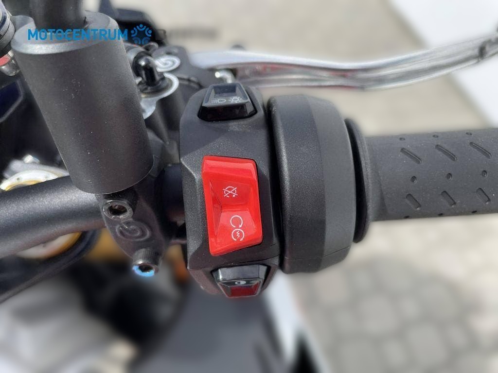2023 Aprilia Tuono V4 - 14 803 km - Náhled 6
