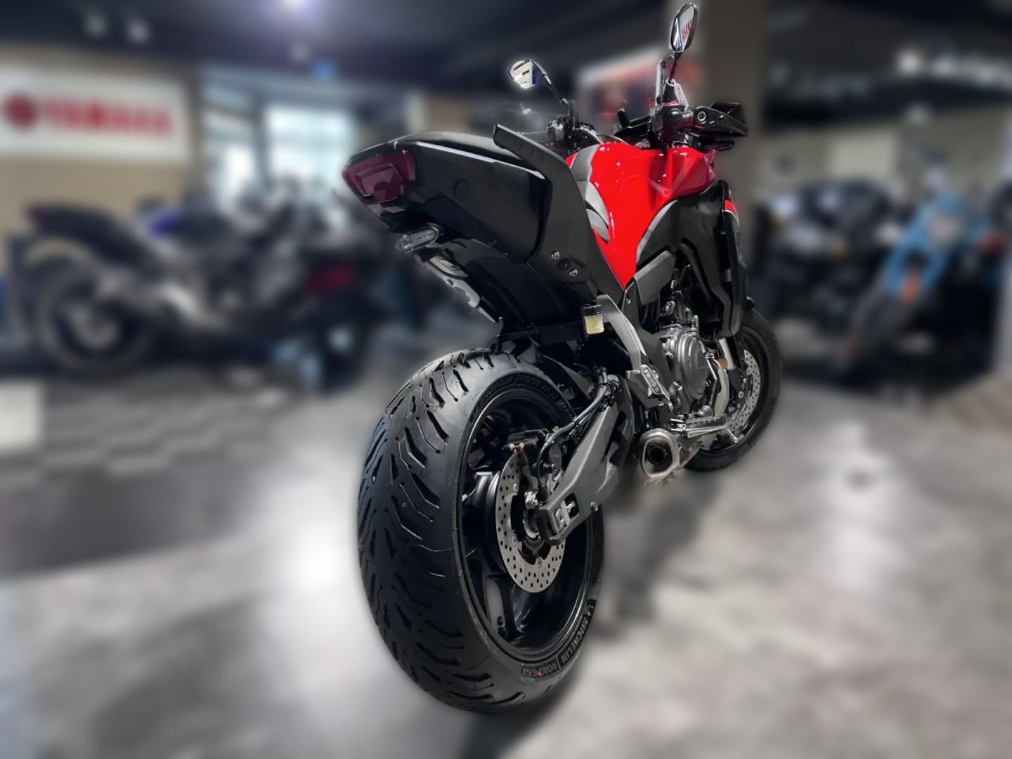 2025 Yamaha Tracer 700 - 100 km - Náhled 10