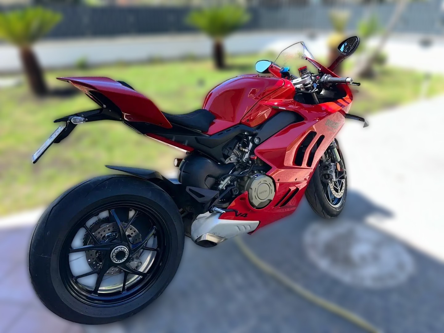 2023 Ducati Panigale V4 - 3 980 km