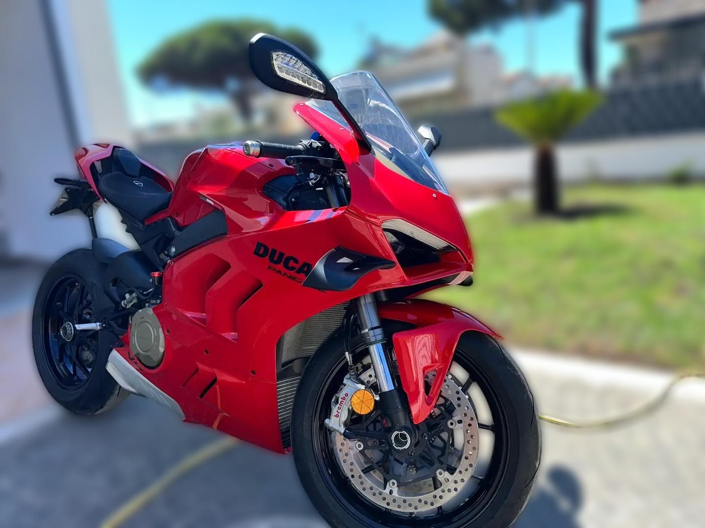 2023 Ducati Panigale V4 - 3 980 km - Náhled 5
