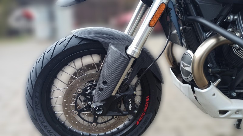 2019 Moto Guzzi V85 TT - 35 000 km - Náhled 8