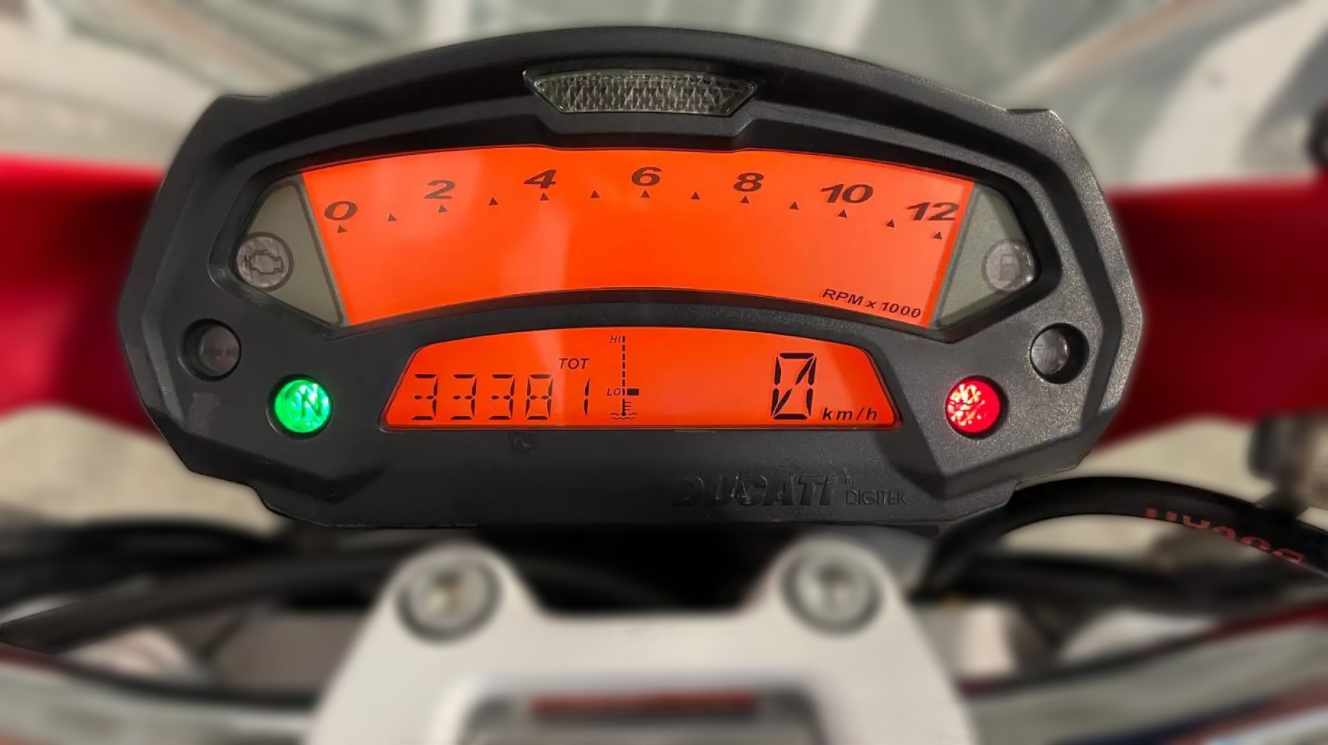 2009 Ducati Monster - 33 000 km - Náhled 25