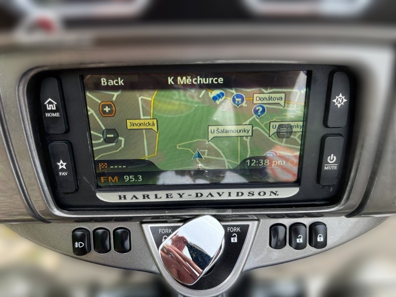 2014 Harley-Davidson Touring - 56 614 km - Náhled 28