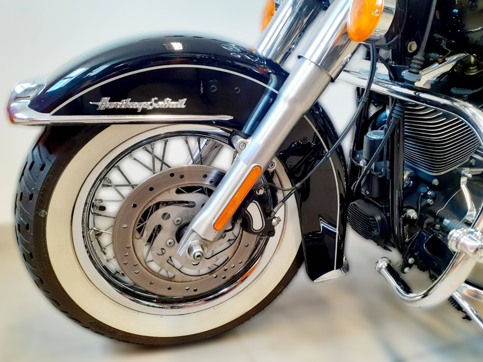 2012 Harley-Davidson Harley-Davidson Softail - 57 947 km - Náhled 3