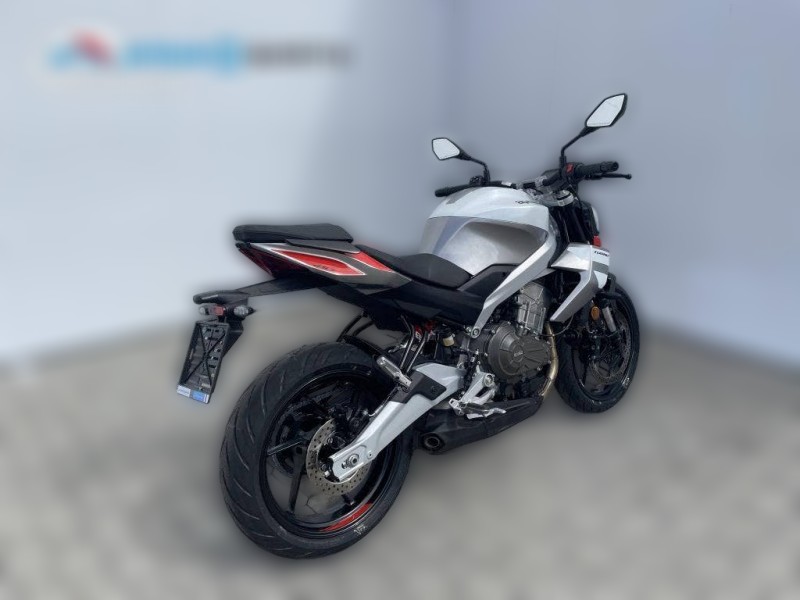 2023 Aprilia Tuono 660 - 0 km - Náhled 47