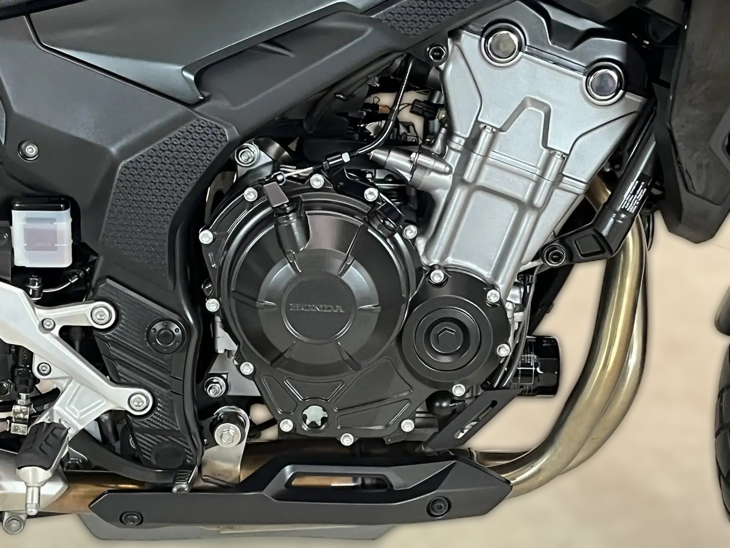 2022 Honda CB 500 X - 19 767 km - Náhled 23