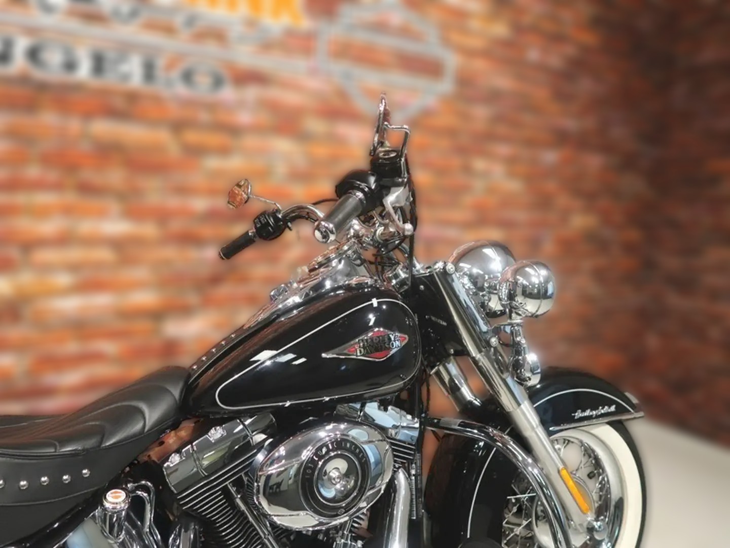 2014 Harley-Davidson Harley-Davidson Softail - 33 051 km - Náhled 4