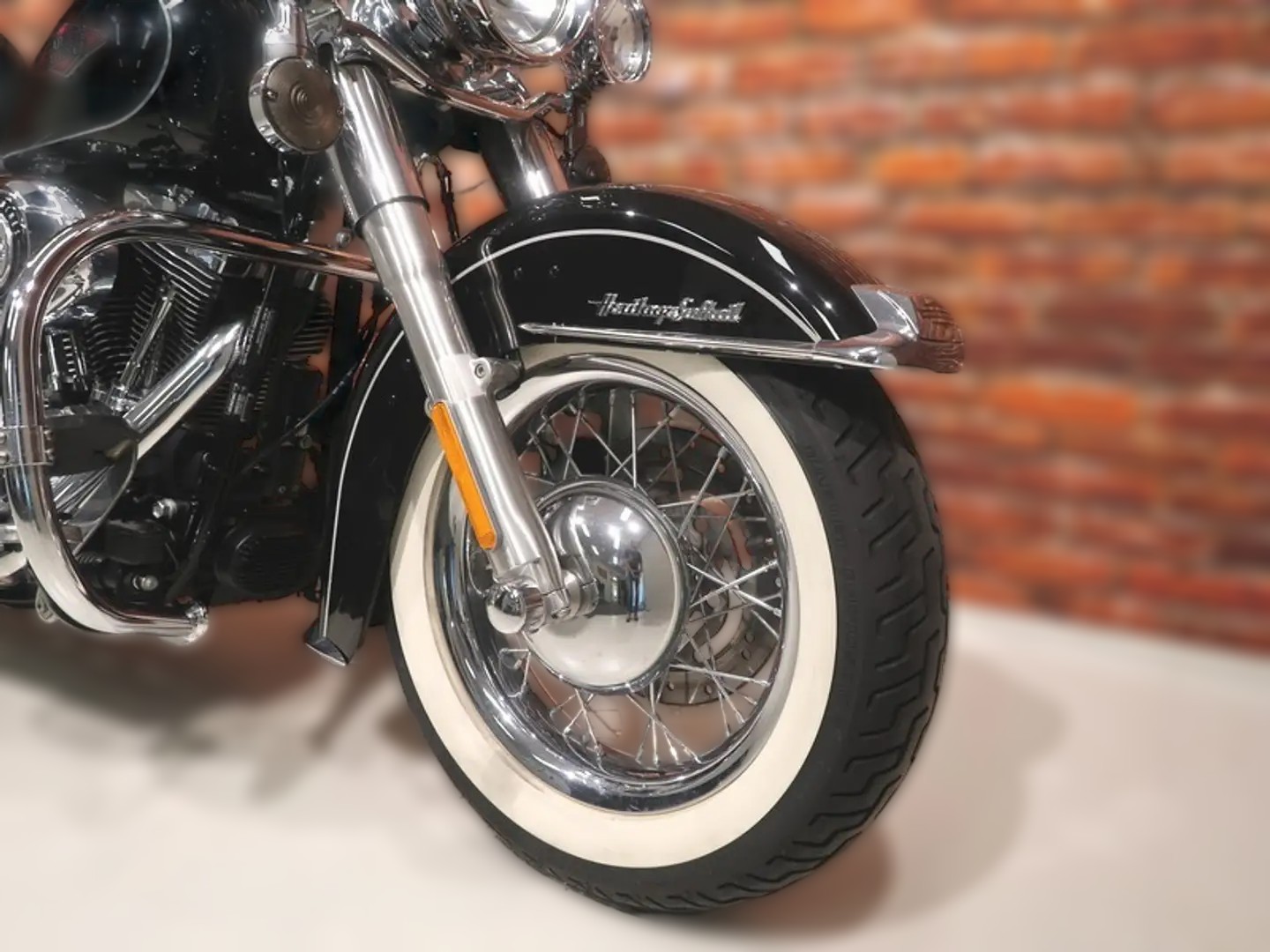 2014 Harley-Davidson Harley-Davidson Softail - 33 051 km - Náhled 21